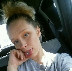 Meet your Posher, Hailey